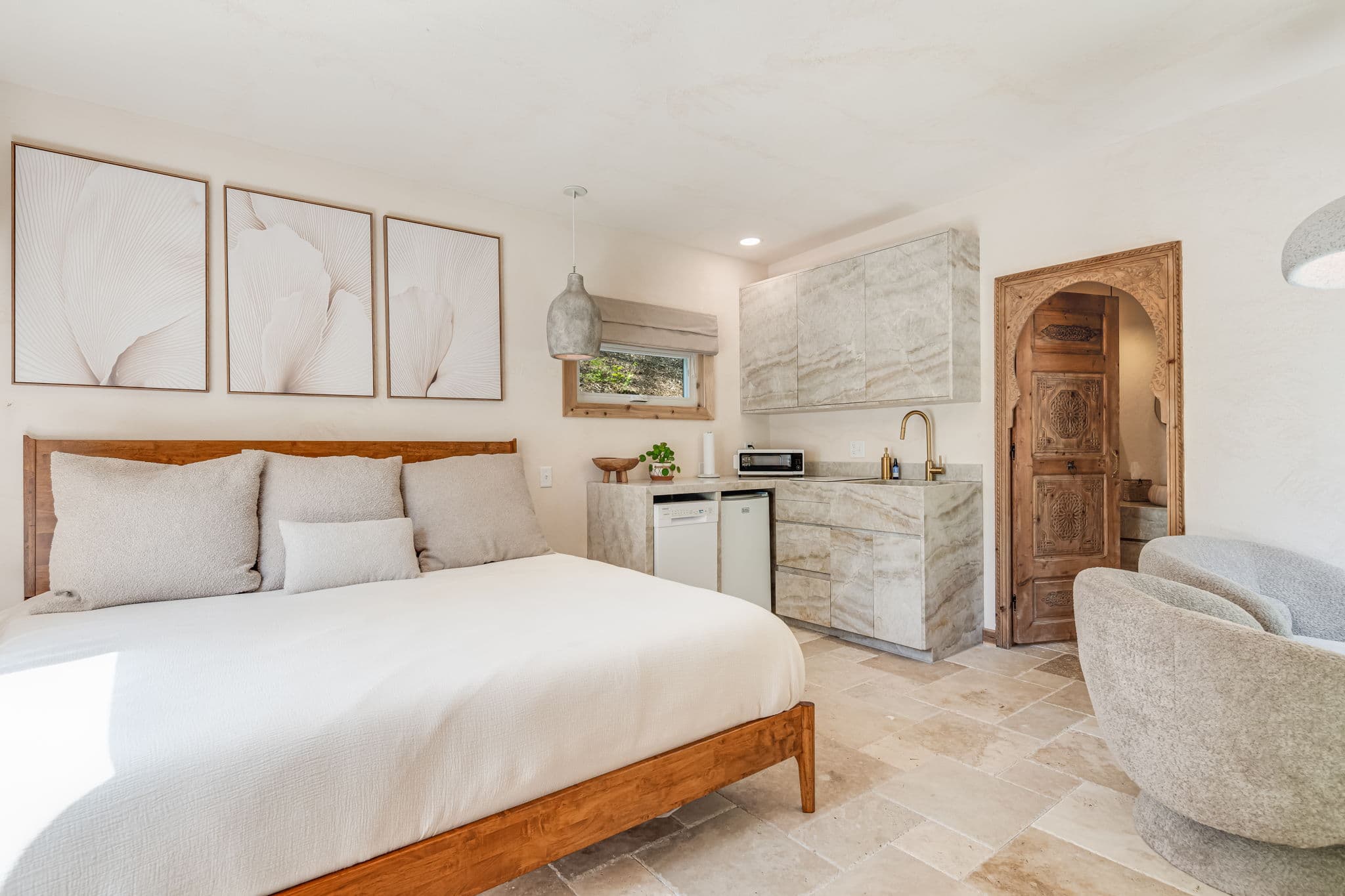 Creek house entrance